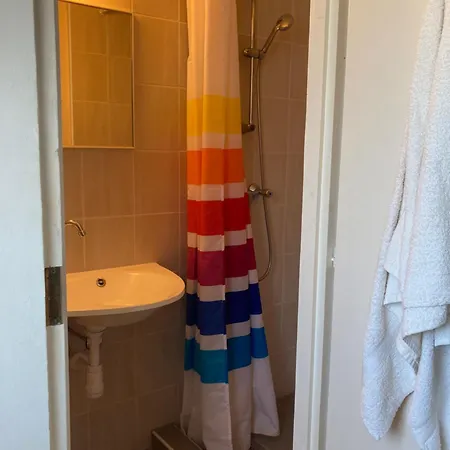 Toparti Panzio B&B *
